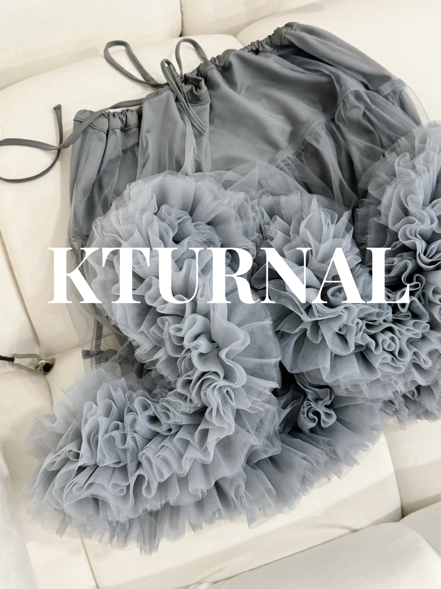 "Ballet Breeze" Grey Layered Lace Skirt - Kturnal