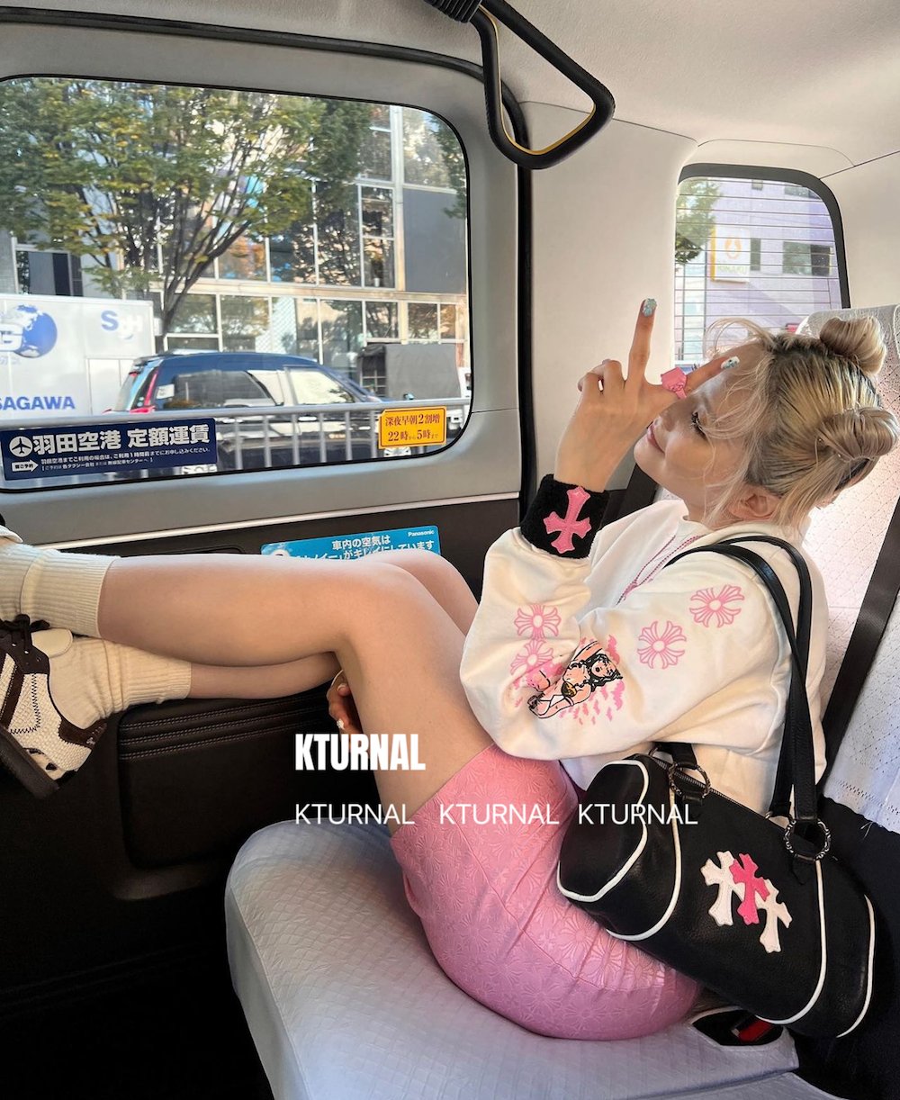 Youthful Vintage Cartoon Print Crop Hoodie in White - Kturnal